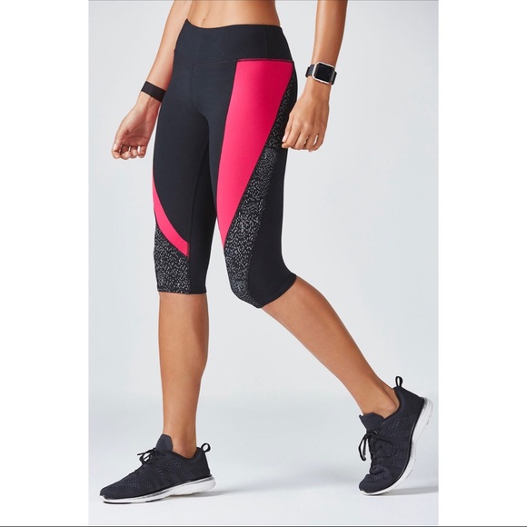 Fabletics Pants - Fabletics Navassa Crop - Constellation
